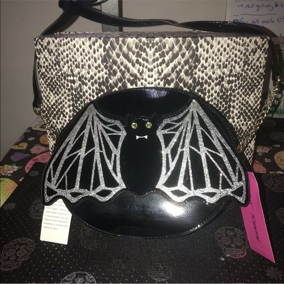 Betsey Johnson Bat wing purse - Picture 8 of 8